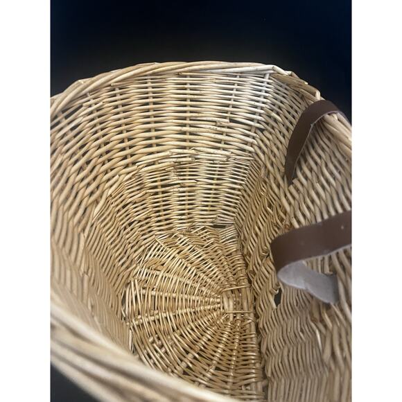 Bicycle Front Basket | Wicker Bike Storage| Straps | Hang | 10x13 | VTG Style - Picture 7 of 9
